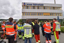 Schwerer Unfall Rettungskraefte Uebten In Jena Den Ernstfall 00